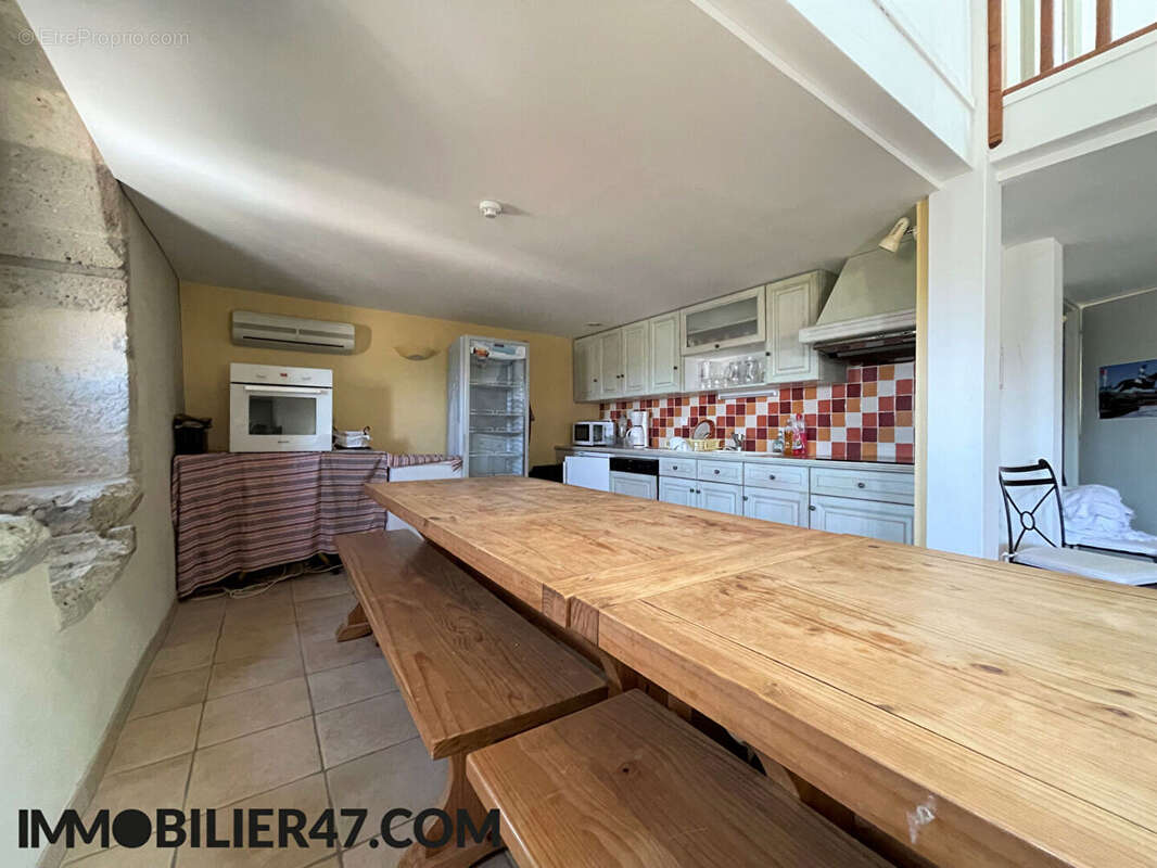 Appartement à PRAYSSAS