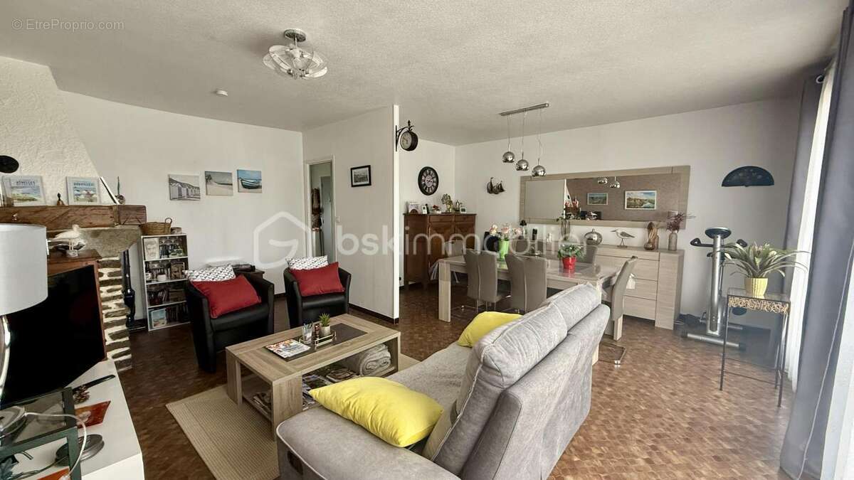 Maison à SAINT-GEORGES-DES-GROSEILLERS