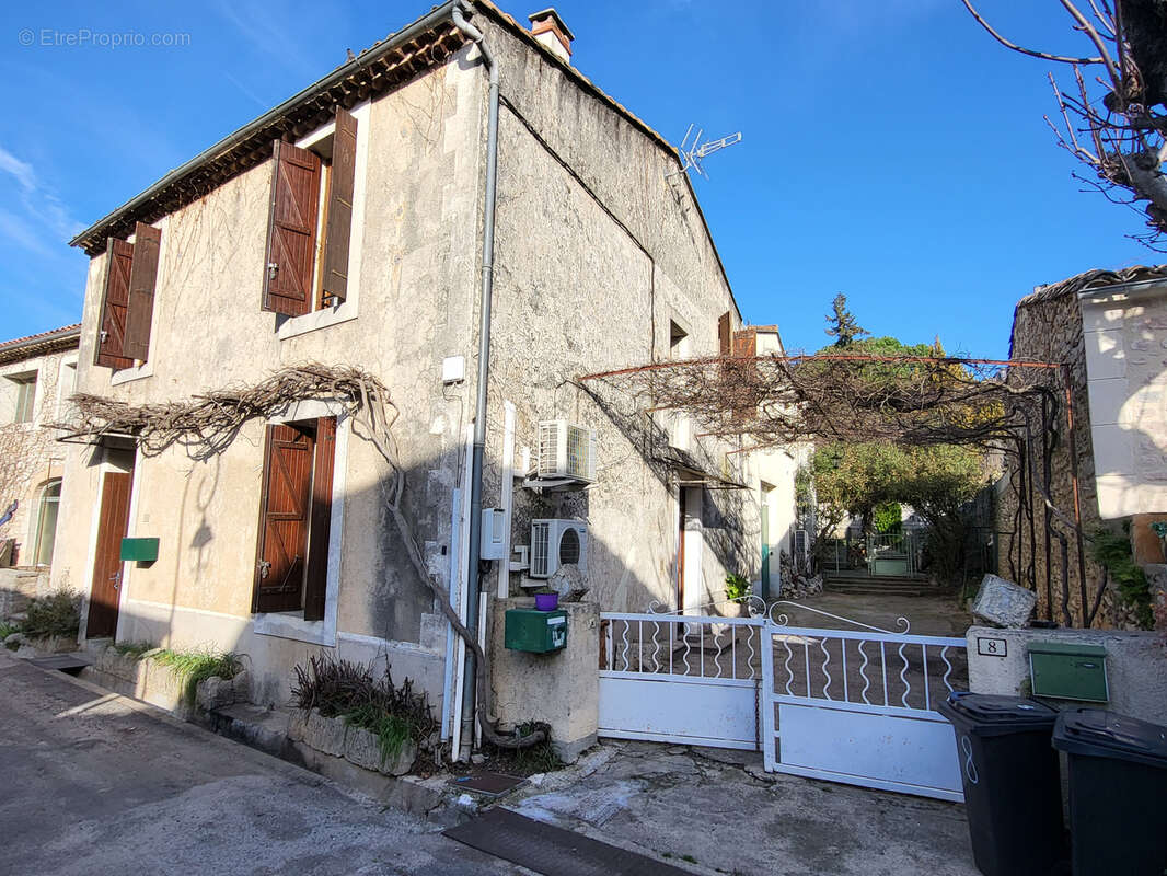 Maison à CORCONNE