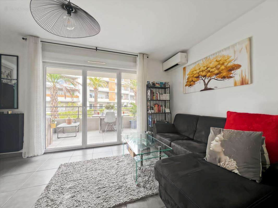 Appartement moderne de 2018  – Terrasse - Place de parking - photo 6