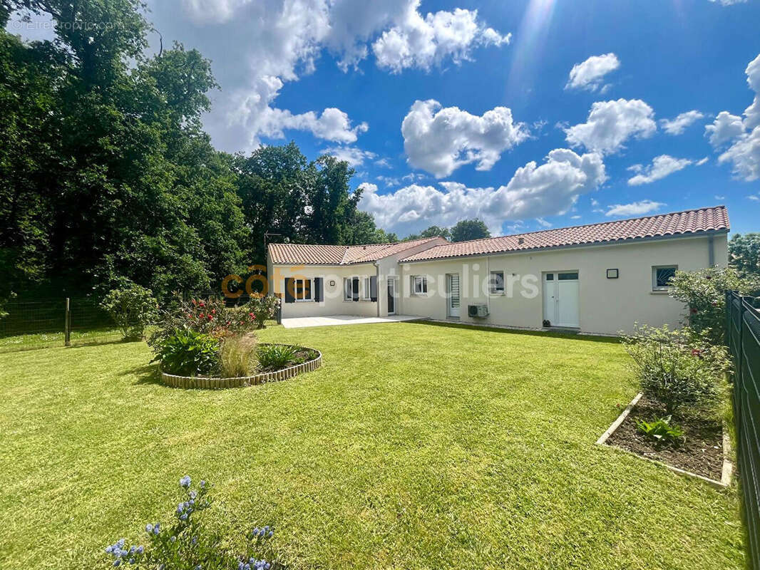 Maison 4 pièce(s) 118.46 m2 - photo 2