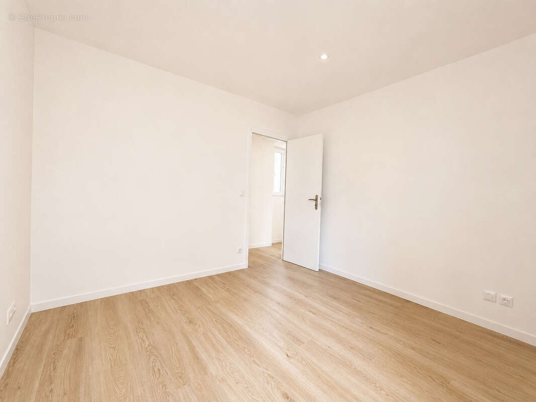 Vieux Puteaux Centre   Appartement 3 pièces de 48,33 m2 entièrement rénové - photo 12