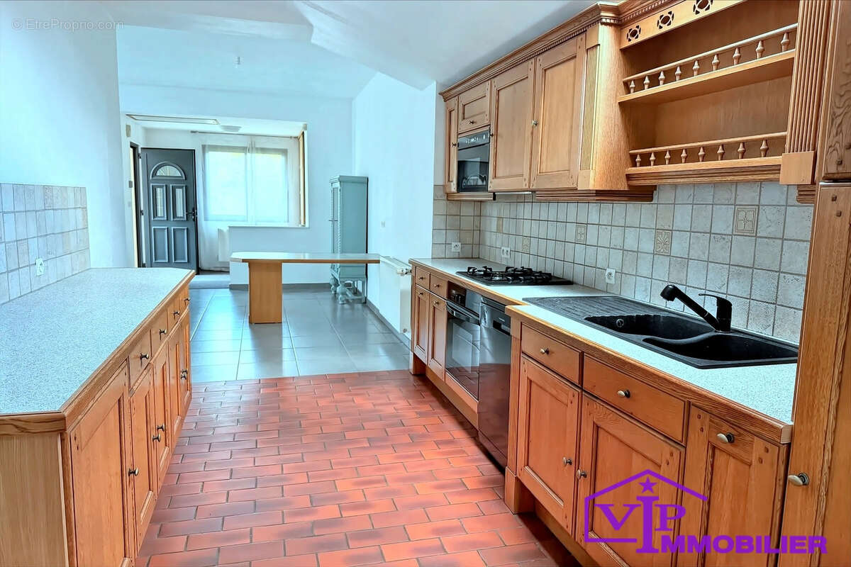 Maison  brique/silex de 158 m² - photo 3