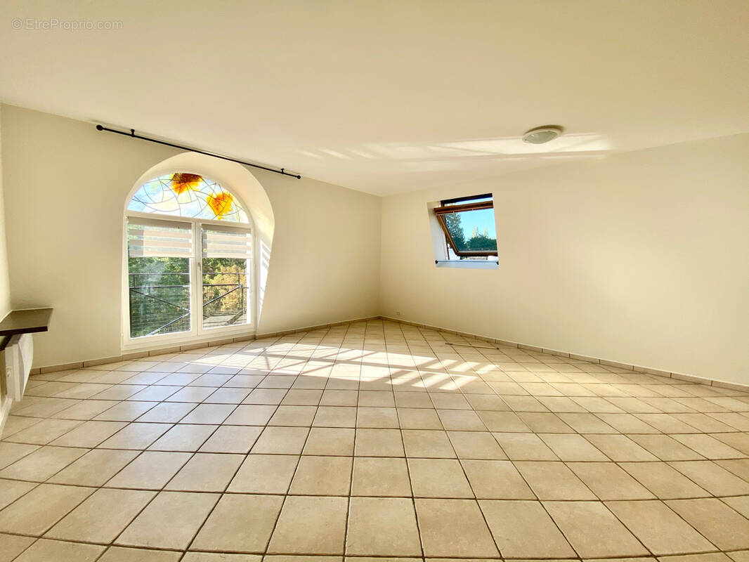 Appartement à SAINT-MAURICE