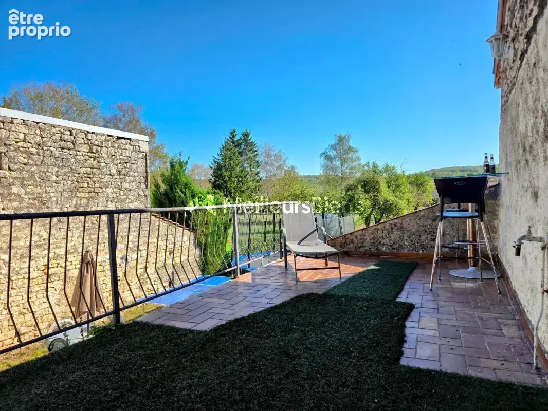 Maison de village 108m² à Rigny-la-Salle, 3 chambres , garage et jardin - photo 8