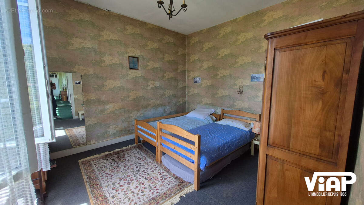 UNIQUE, Quartier ouest, maison début XX siècle - photo 6
