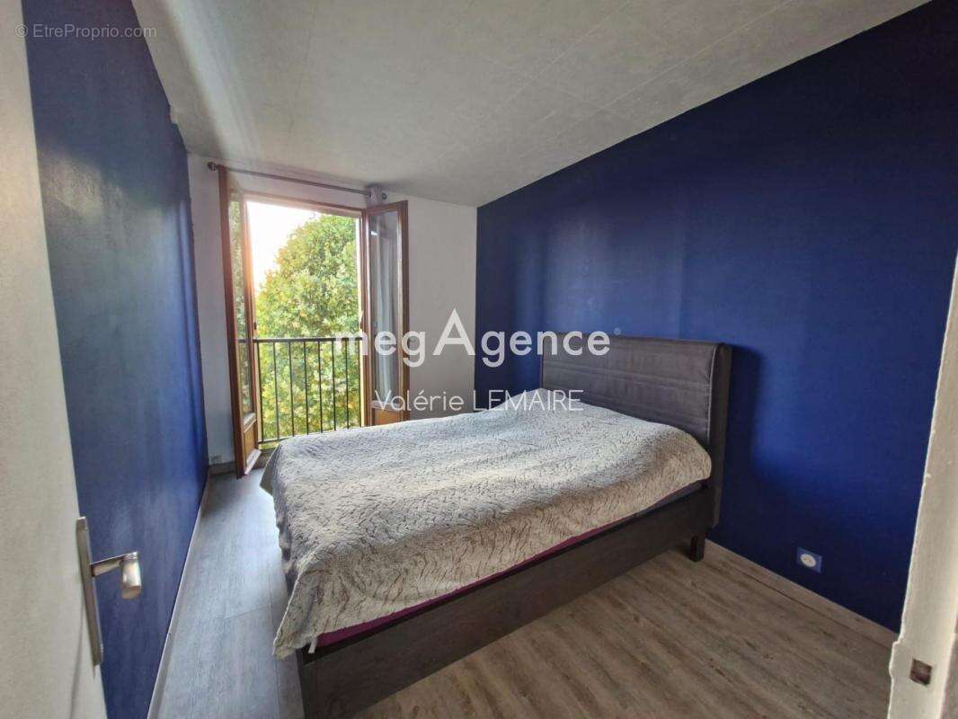 Appartement à BRIE-COMTE-ROBERT