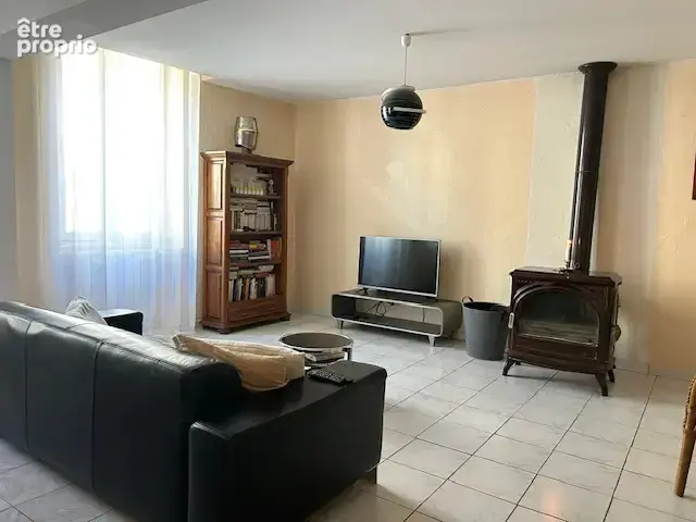 Maison en pierre au cœur de Septfonds   133 m2 avec jardin, garage et atelier - photo 7