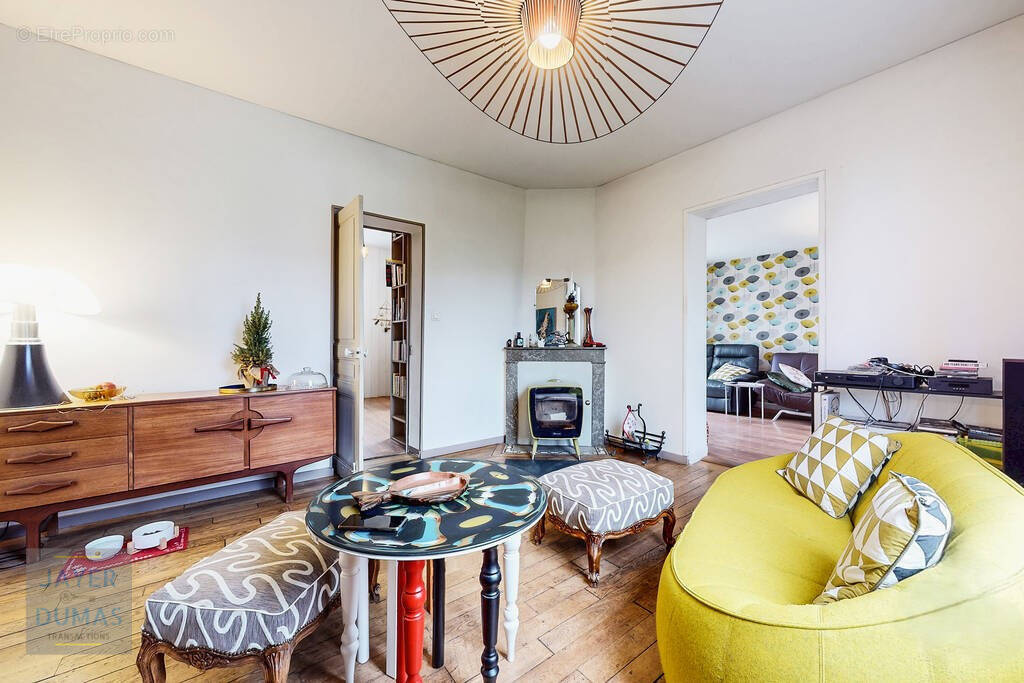CHALON-SUR-SAONE - Belle maison au calme avec Garage et Piscine - - photo 2