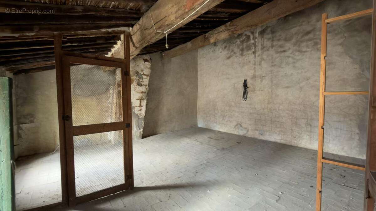 Maison à MILLAS