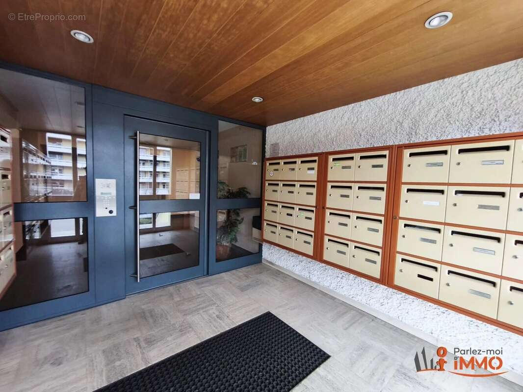 Appartement à SAINT-ETIENNE
