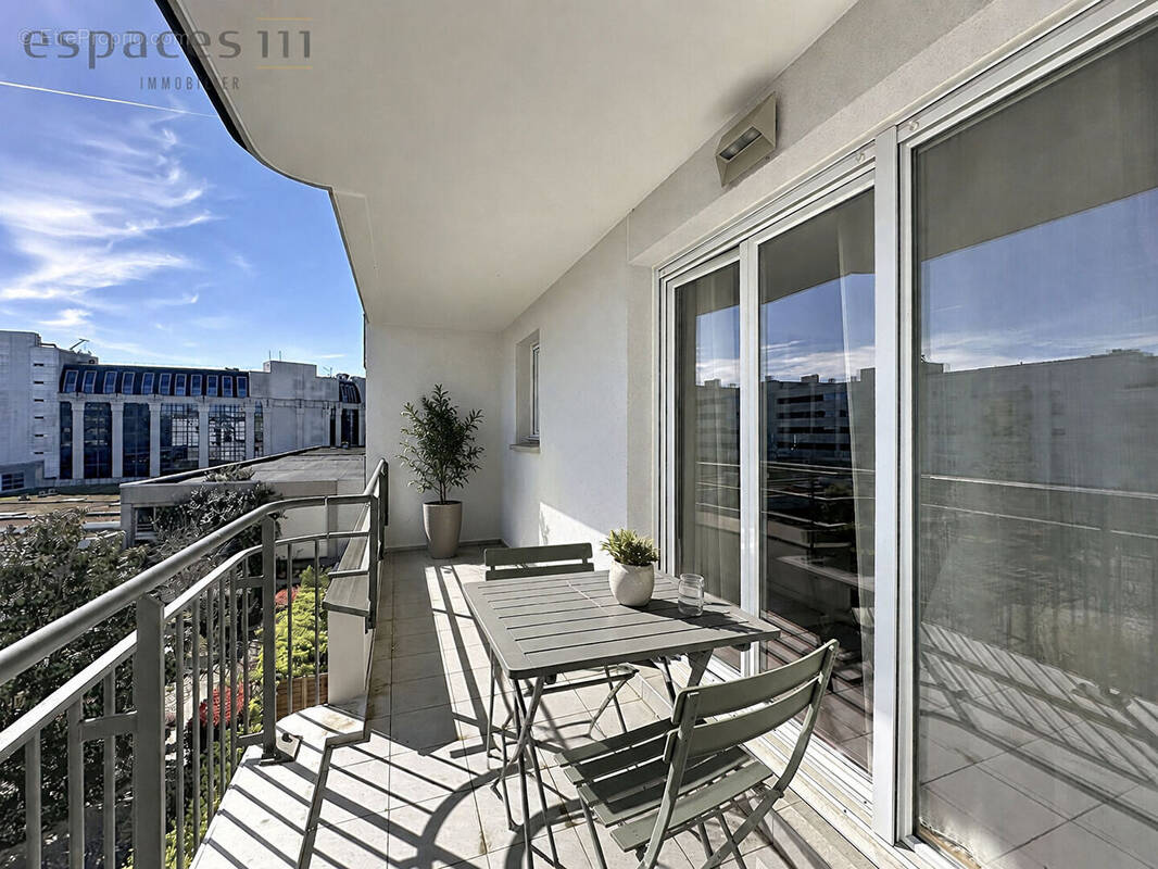 Appartement à MONTIGNY-LE-BRETONNEUX