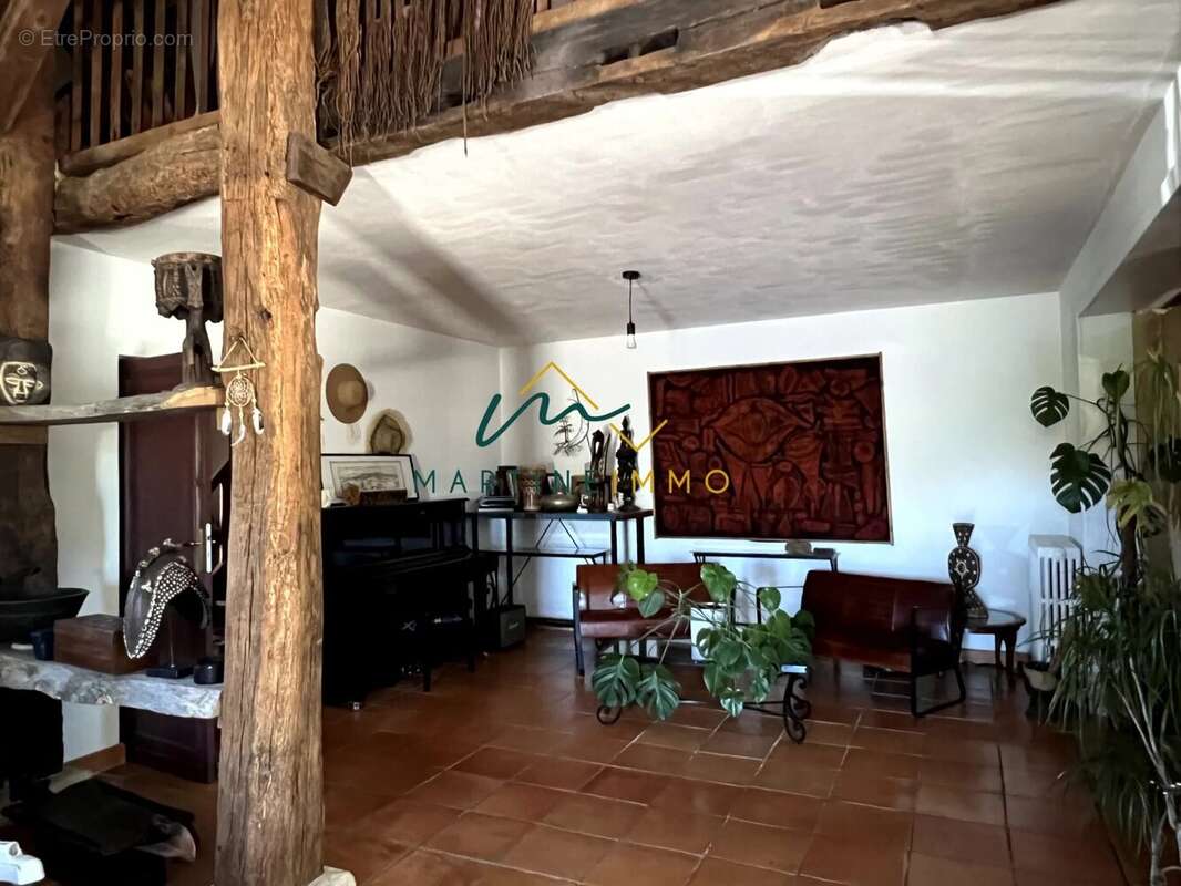 A vendre maison pierre 400m2 avec piscine - photo 15