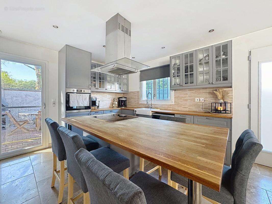 Exclusivité-Sorgues- Maison de plain-pied - 122 m² - piscine - photo 4