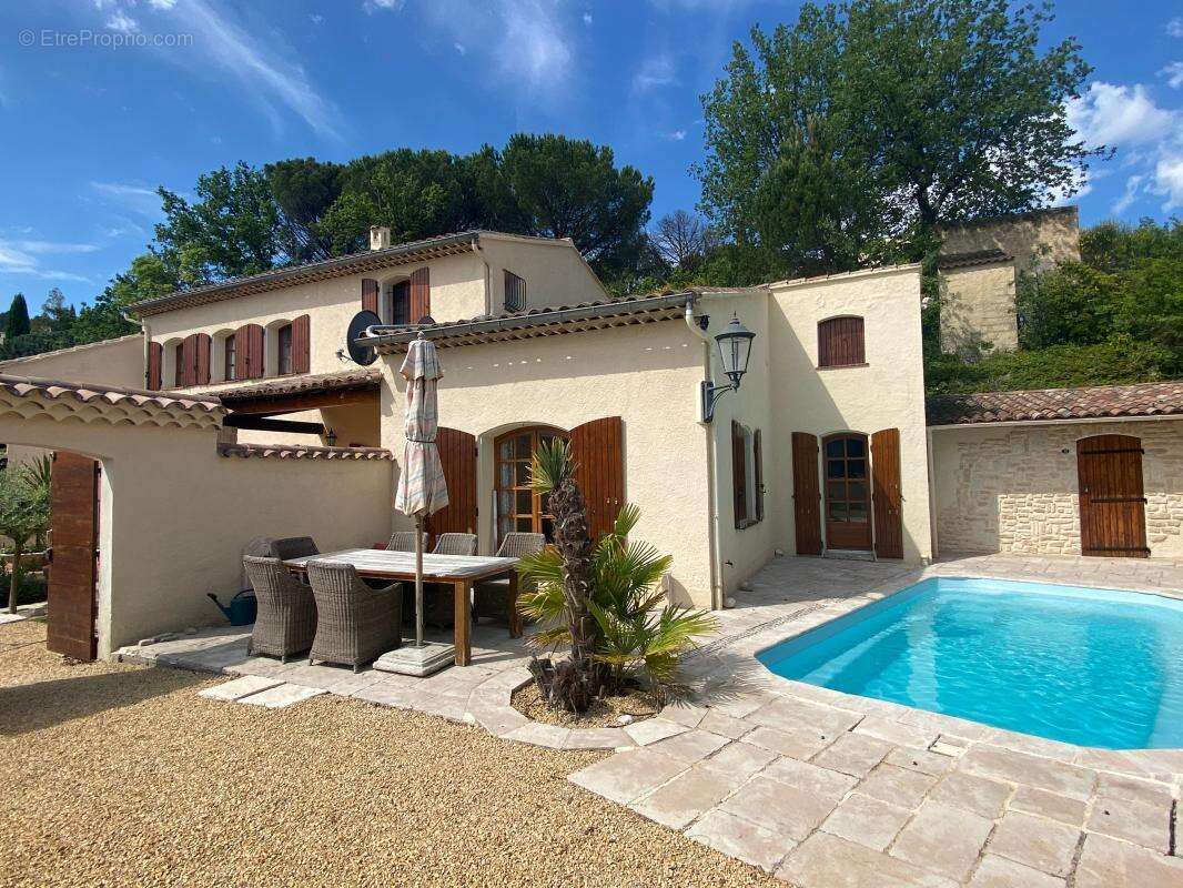 Maison à VAISON-LA-ROMAINE