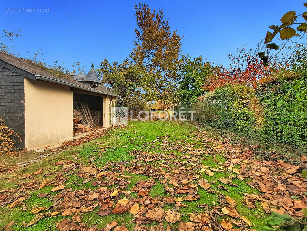 Maison à MONTILLIERS