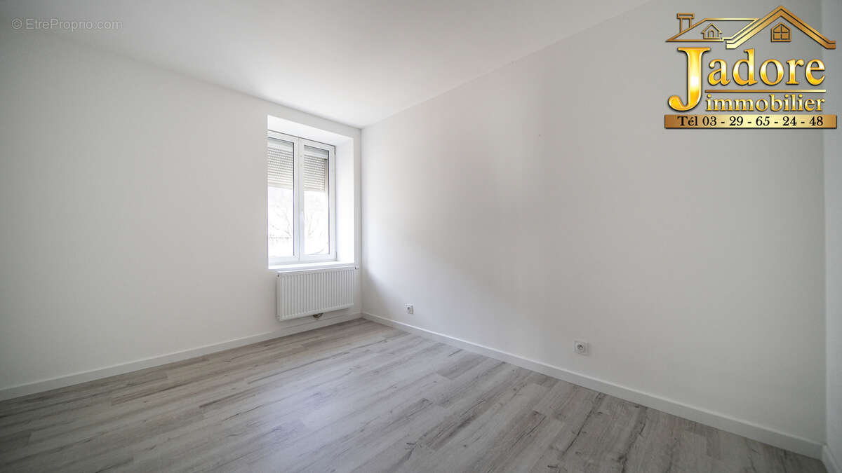 Immeuble de rapport rénové !! NOUVEAU PRIX !! - photo 11