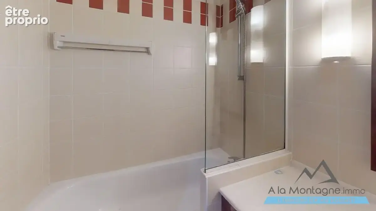 Appartement 2 pièces 34 m² à vendre à Bourg-Saint-Maurice (73700) - photo 7
