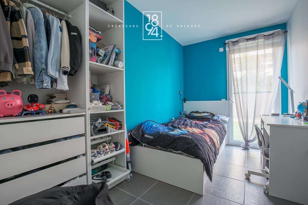 Appartement à MARSEILLE-11E