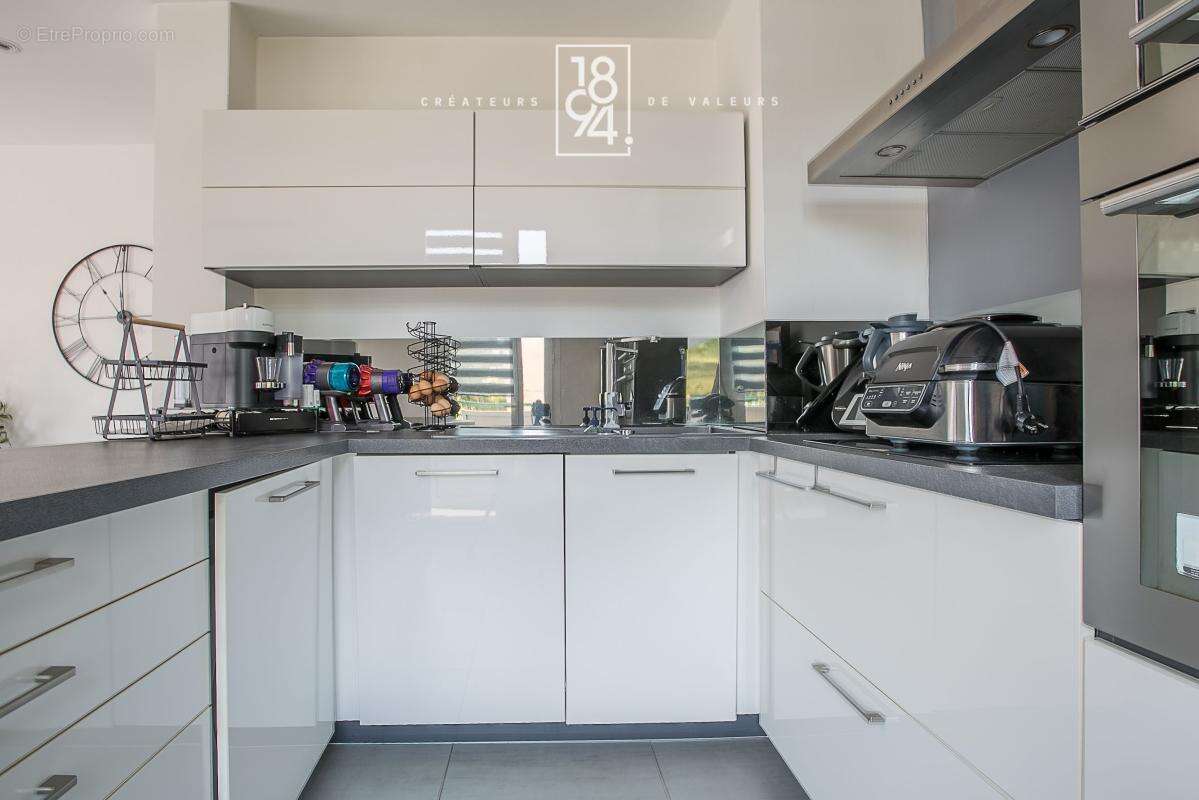 Appartement rénové – T3 61 m² Marseille 13ème - photo 6