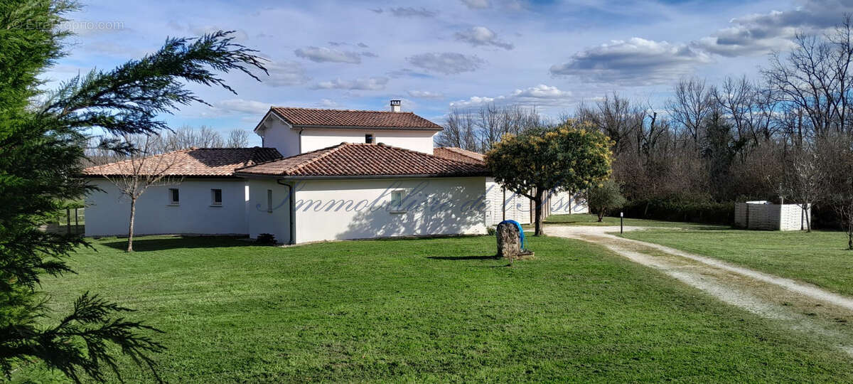 Maison à SAINT-PRIVAT-DES-PRES