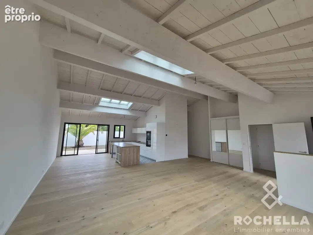 Maison 4 pièces 141 m² à vendre à Salles-Sur-Mer (17220) - photo 3