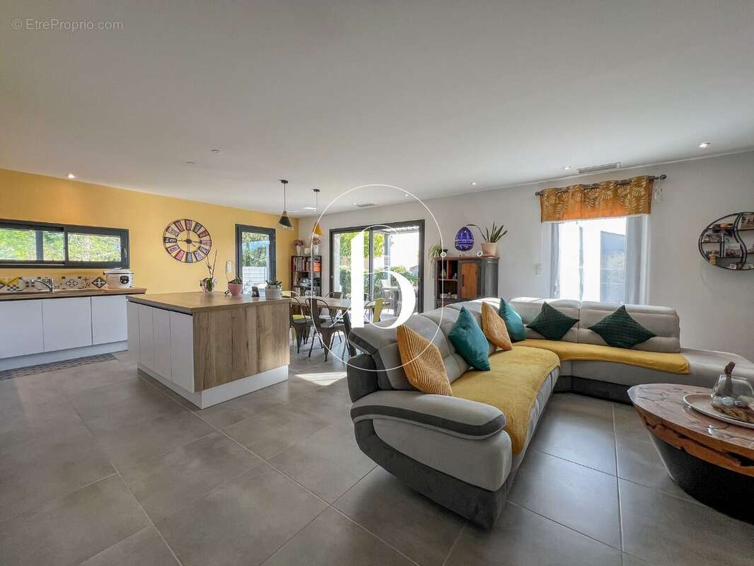 Maison à SAINT-PAULET-DE-CAISSON