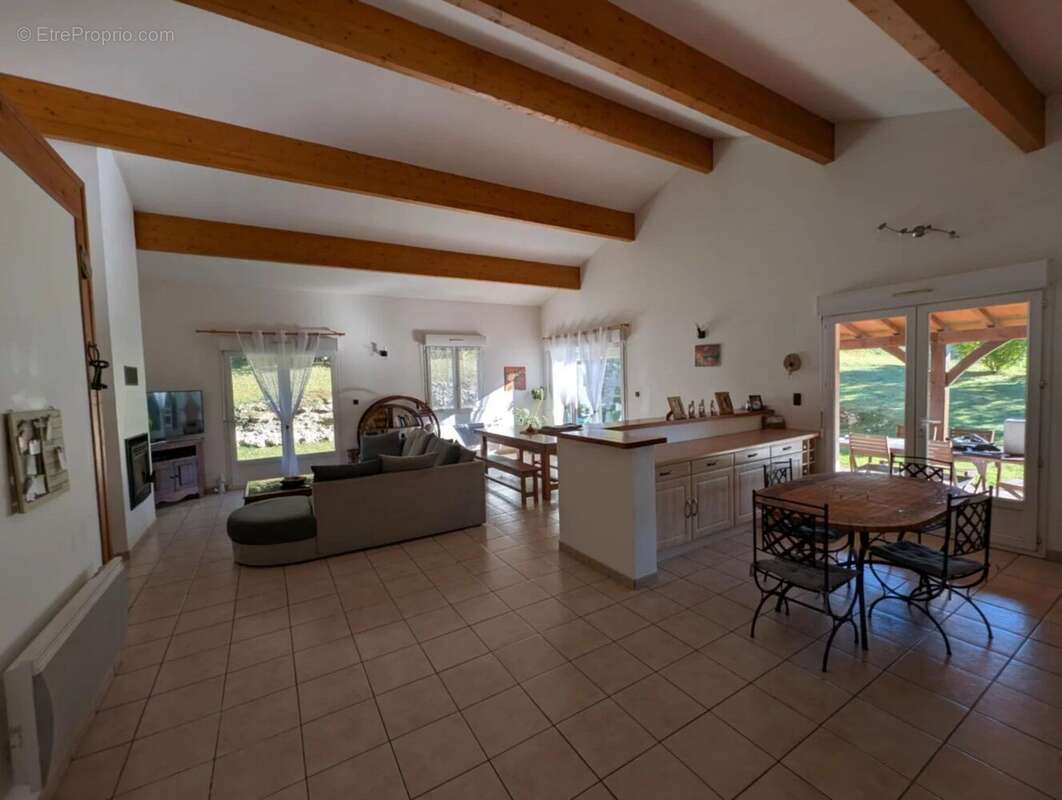 Vente Maison Gourdon(46300) 240 000ï¿œ - photo 3