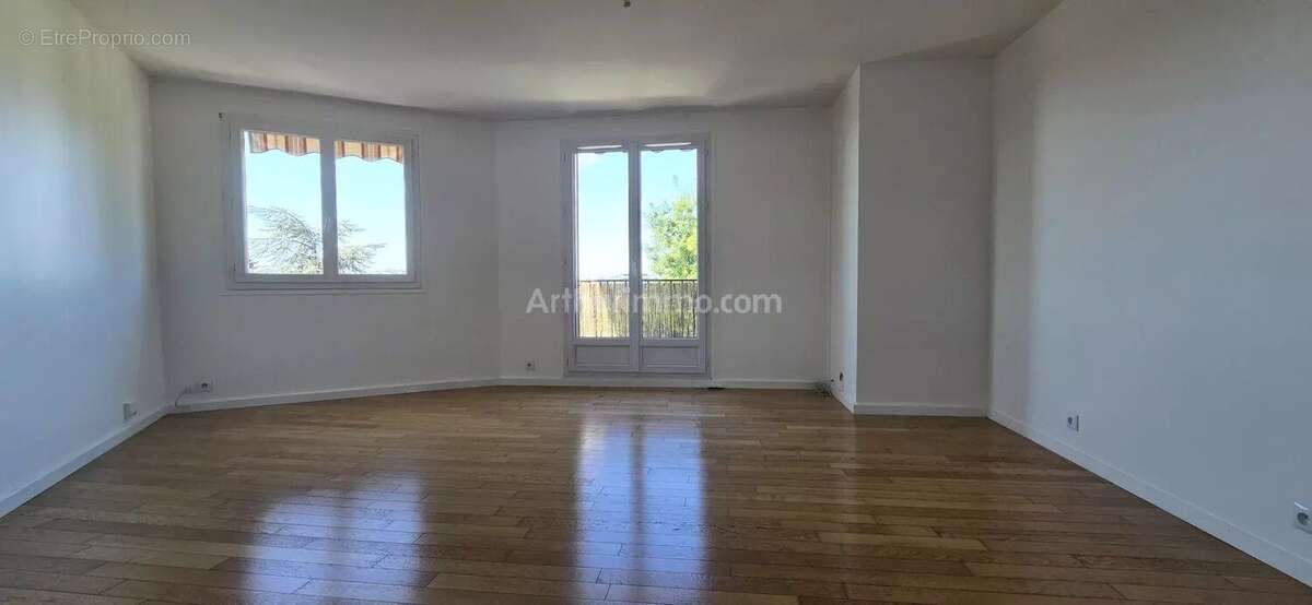 Appartement à NOGENT-SUR-MARNE