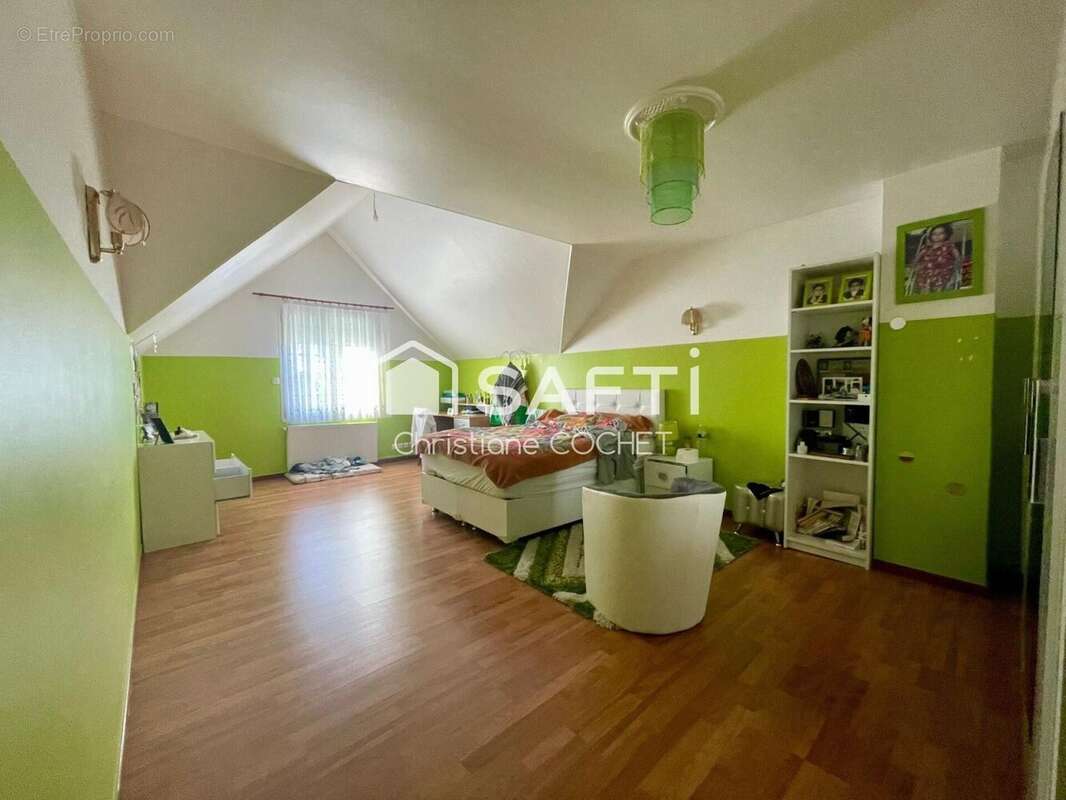 Photo 8 - Maison à LE MEE-SUR-SEINE