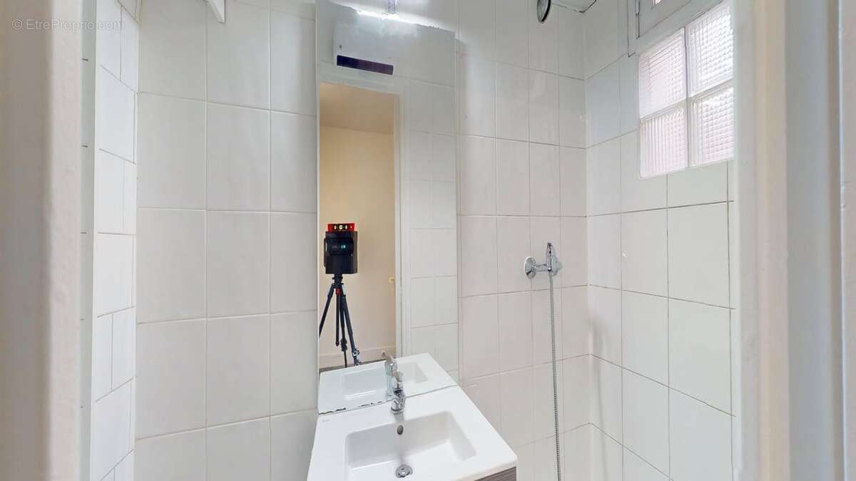 Charmant studio quartier des Batignolles - photo 3