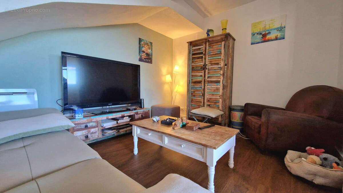 Maison à LES ADRETS-DE-L&#039;ESTEREL