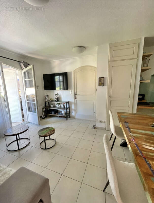 Appartement à CALLIAN