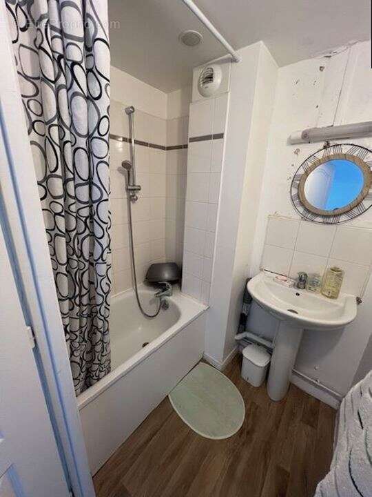 Appartement à VILLENEUVE-LA-GARENNE