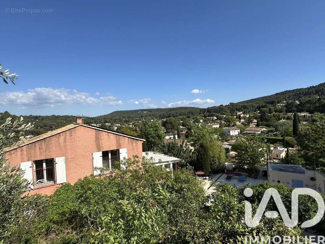 Photo 3 - Maison à VENTABREN