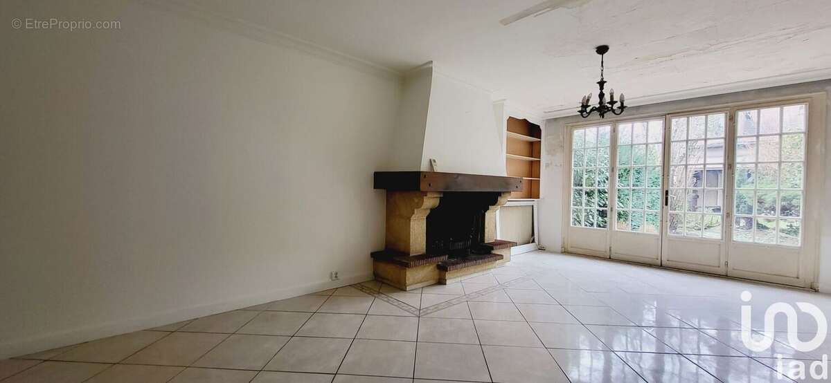 Photo 3 - Maison à LE BLANC-MESNIL