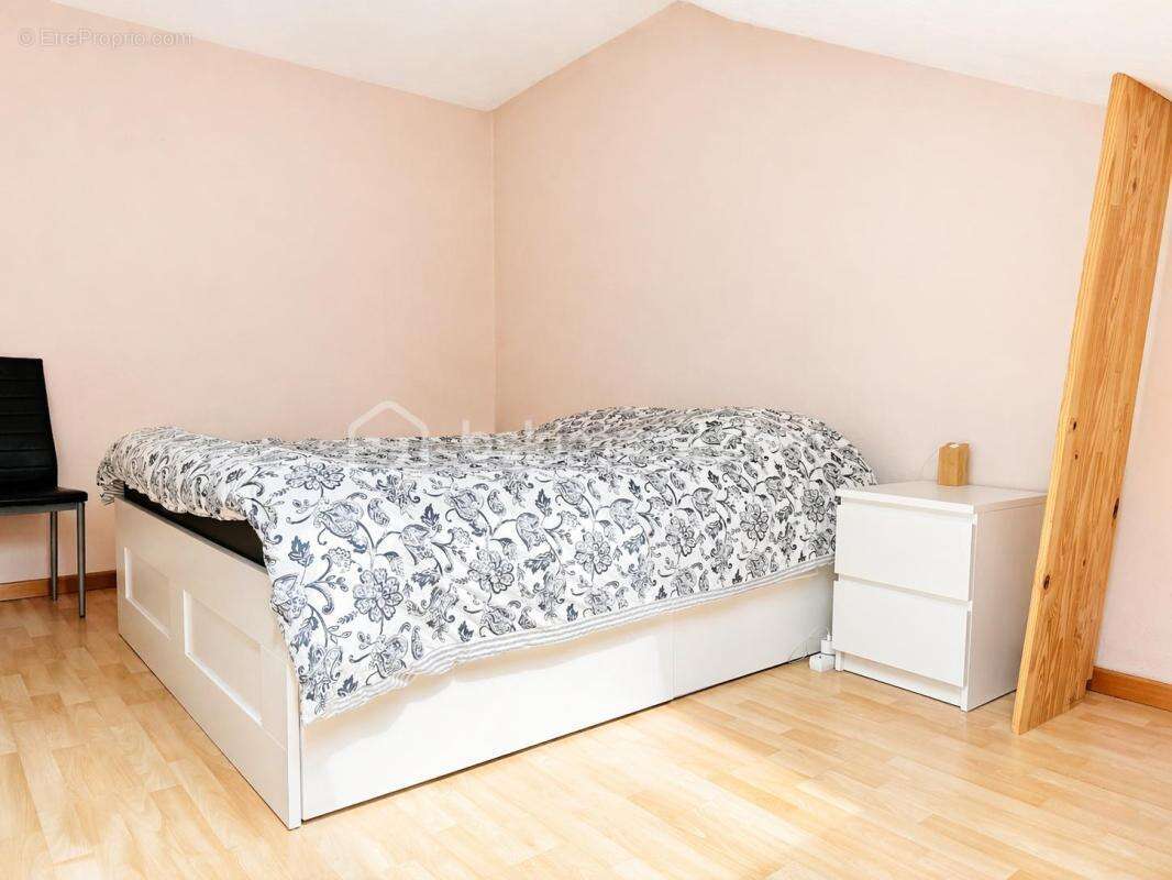 Appartement en duplex avec garage sur la commune de Voreppe - photo 9