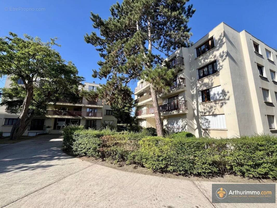 Appartement à LIVRY-GARGAN