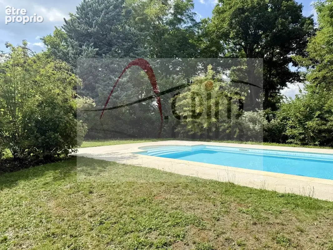 Photo Maison à La Rochette au prix de 550 000€