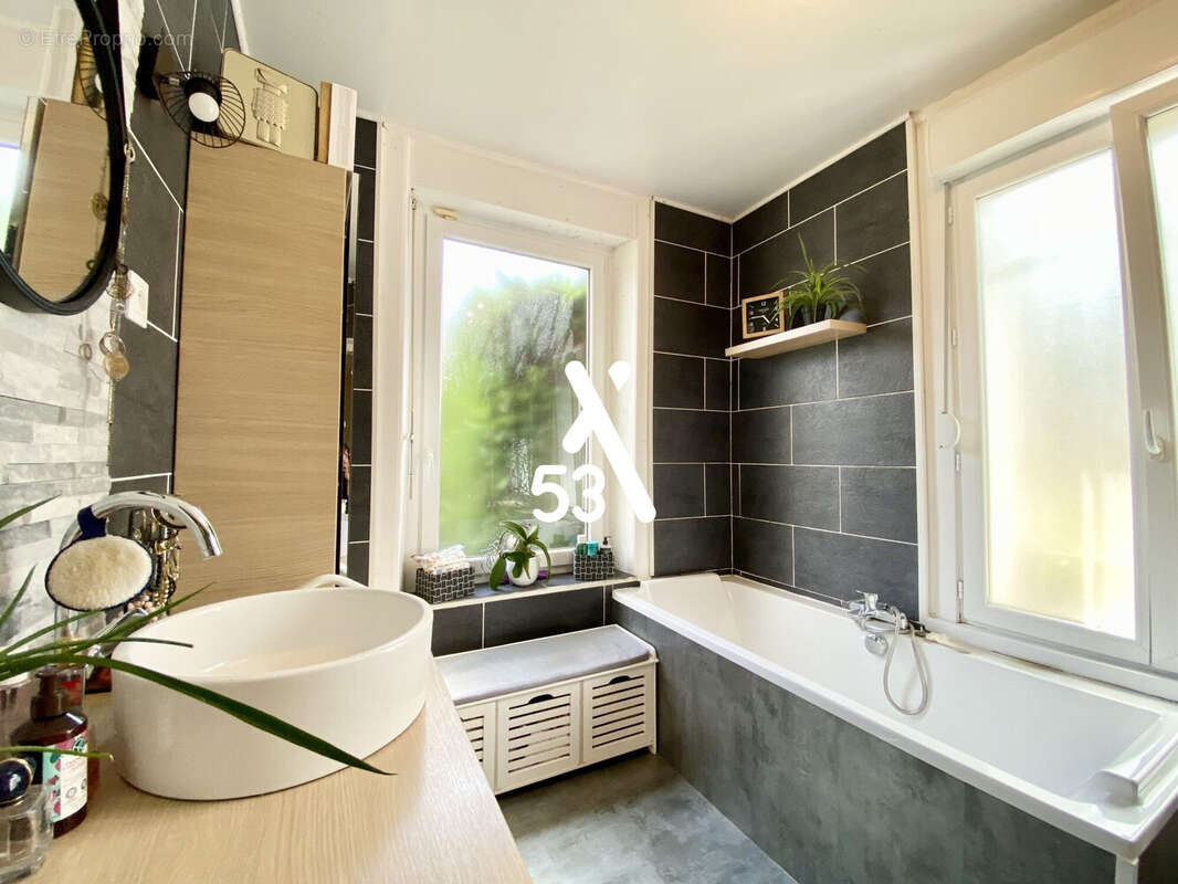 Maison 270 m² à Lillers  - photo 9