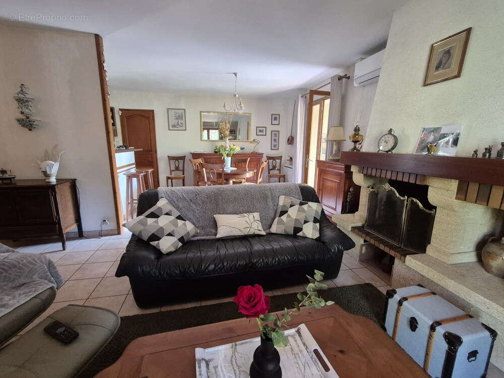 Maison à PREIGNAN