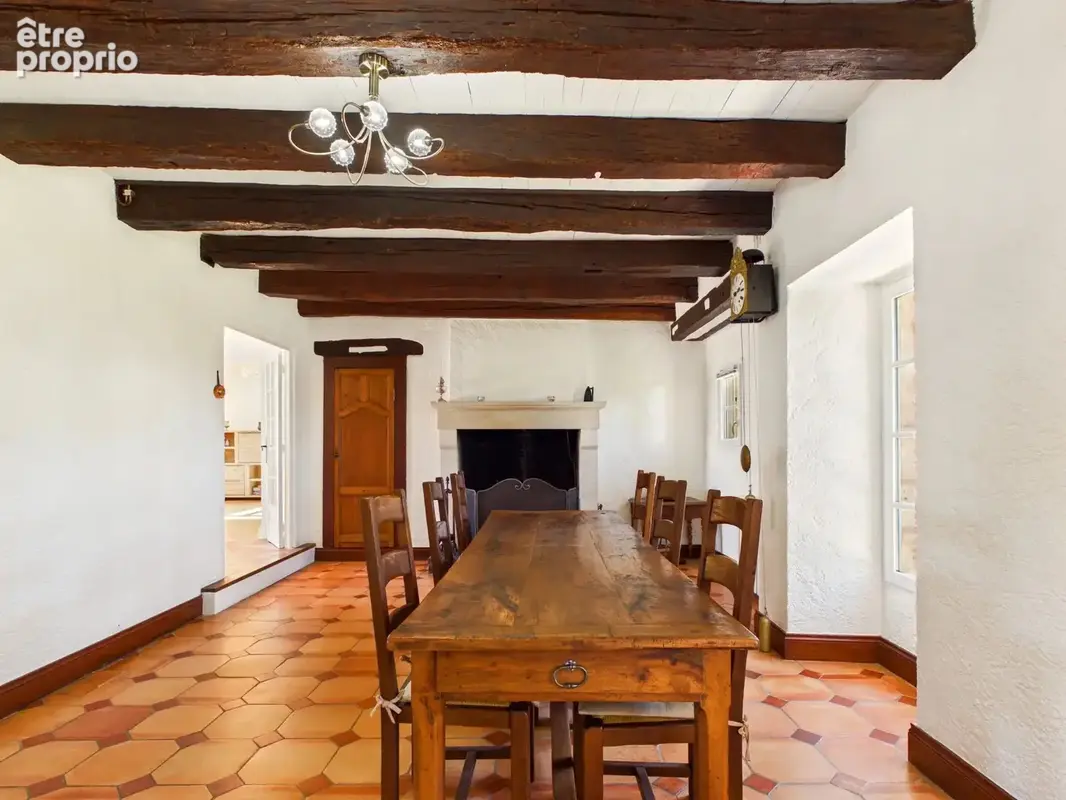 Élégante maison de maître, seconde maison périgourdine et dépendances sur près de 2,5 hectares de parc arboré - photo 5