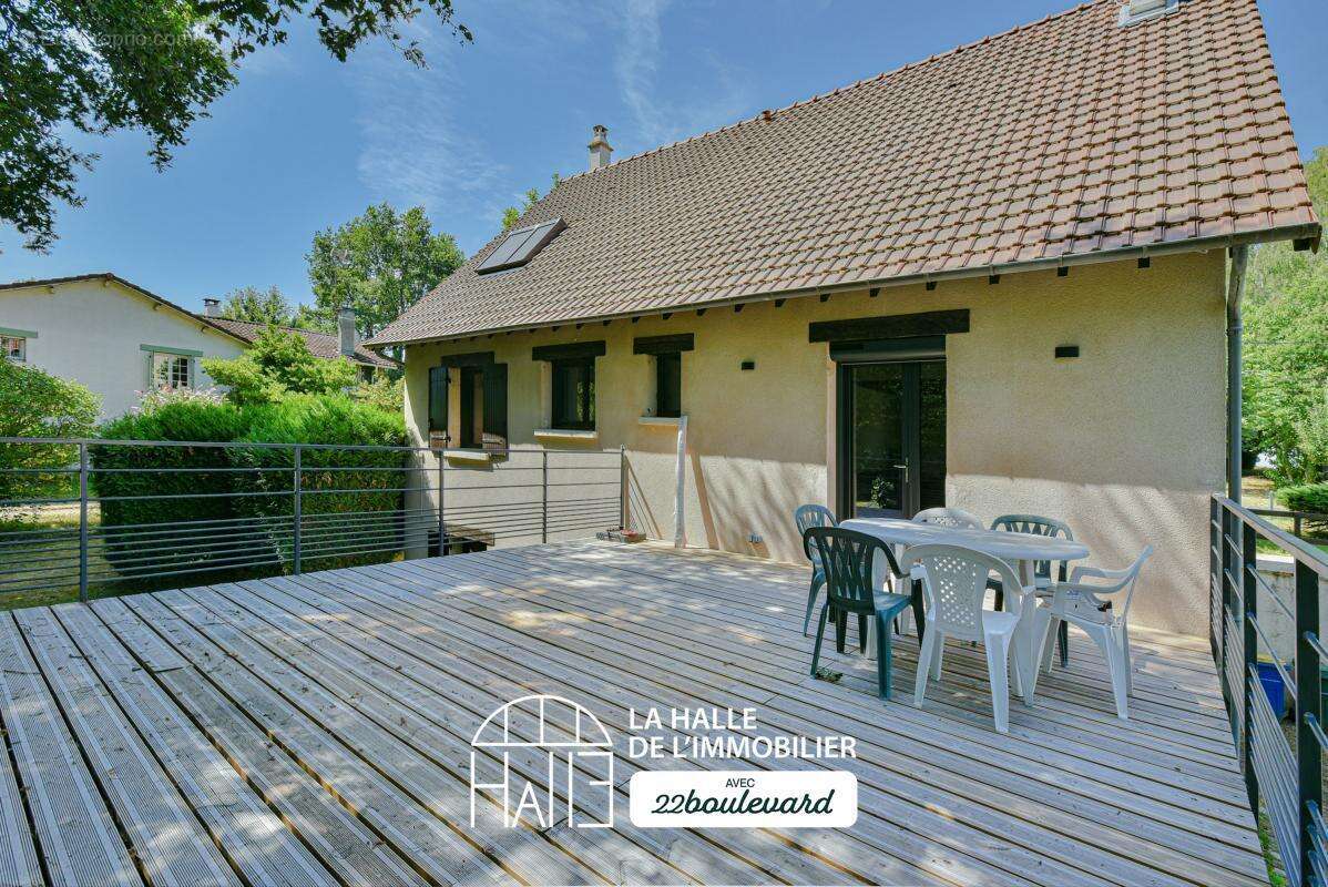 Maison 110 m² à Saint-Gence  - photo 2