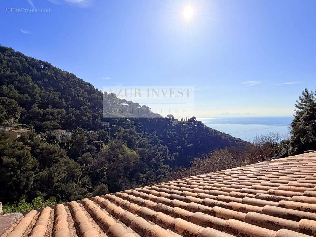 Appartement à ROQUEBRUNE-CAP-MARTIN