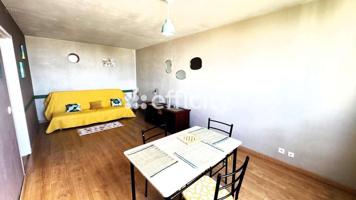 Appartement à MONS-EN-BAROEUL