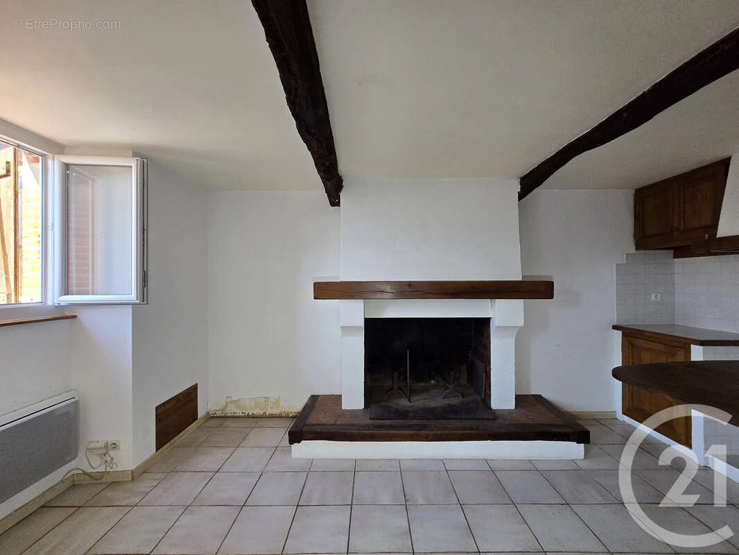 Maison à CARBONNE