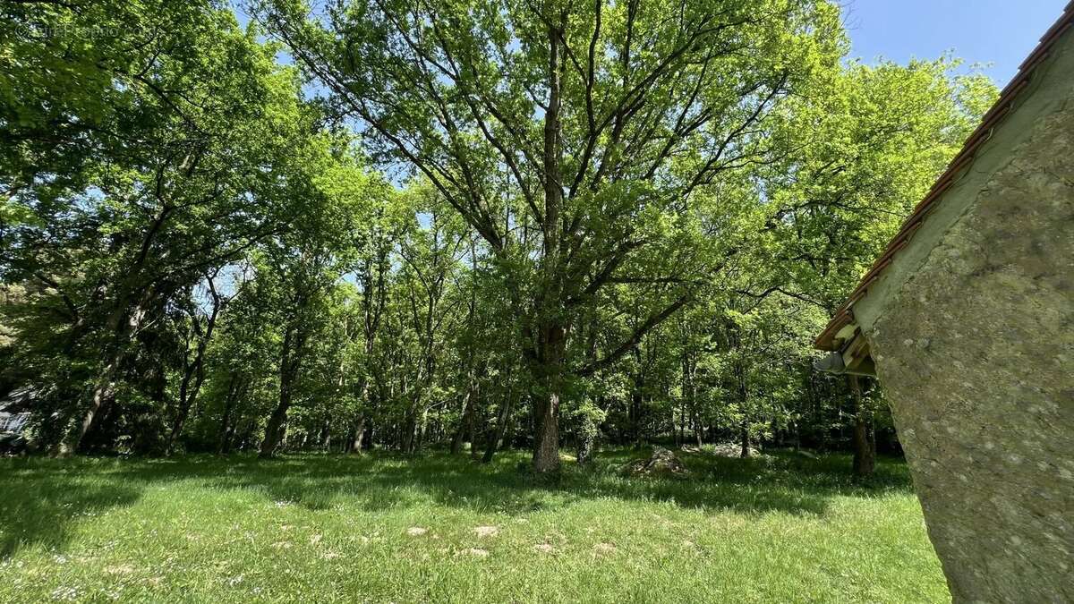 Maison à GUIGNEVILLE-SUR-ESSONNE