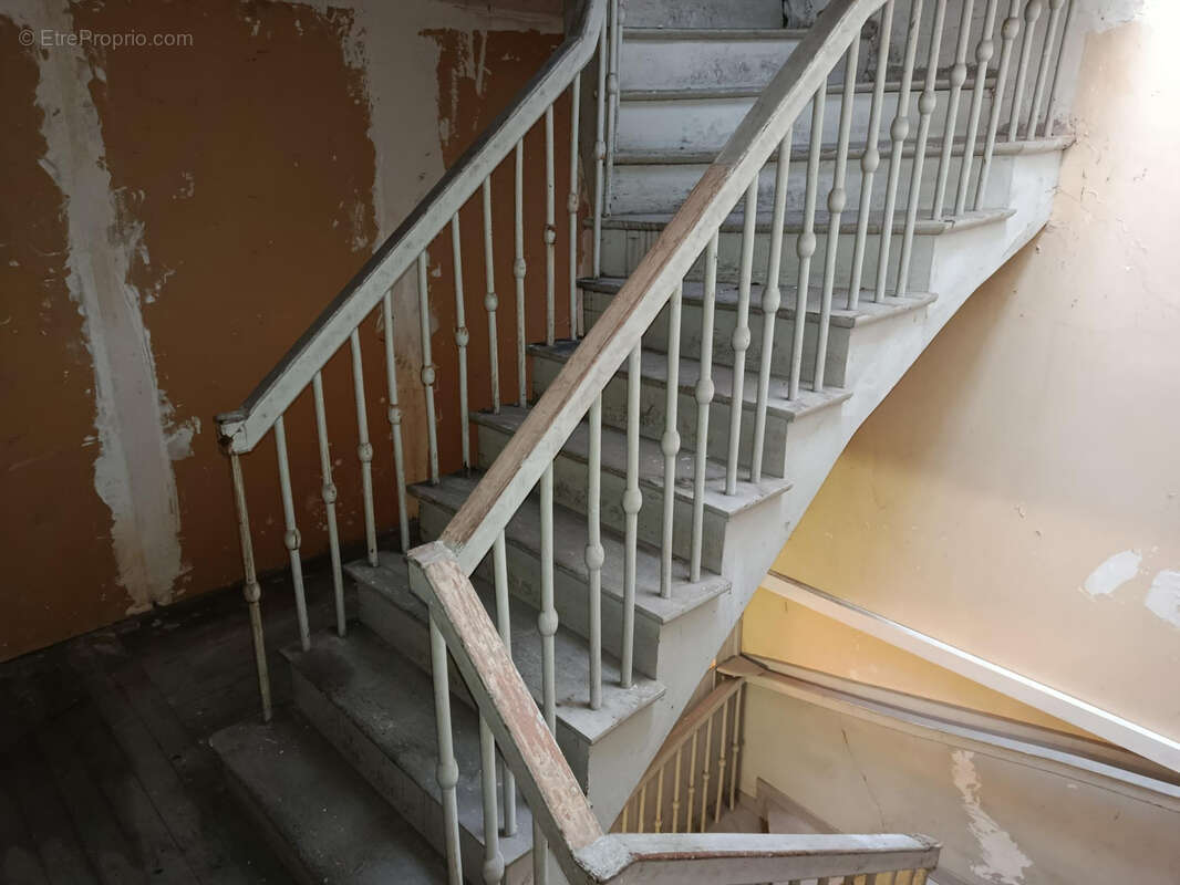 Appartement à VIC-SUR-SEILLE