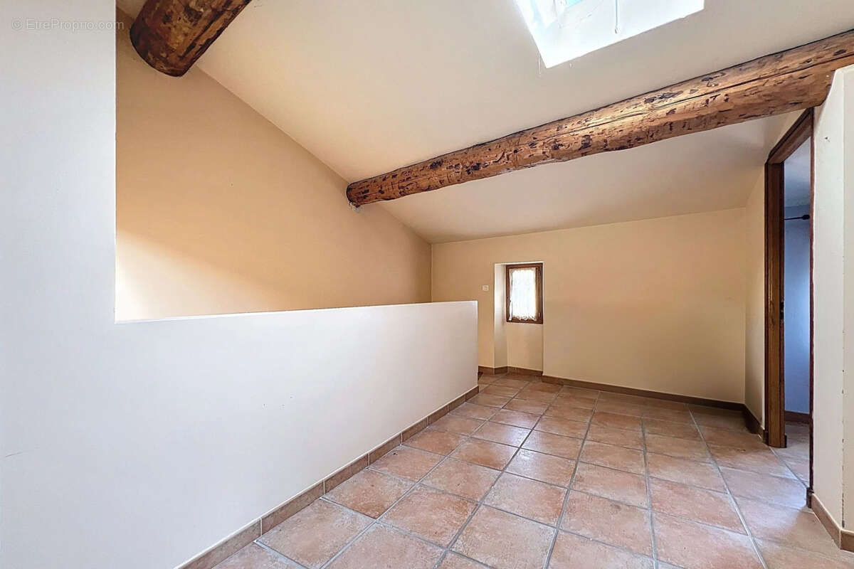 Maison à SAINT-MARTIN-DE-CASTILLON