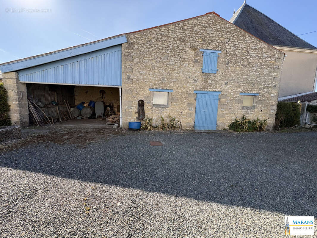 Maison 121 m² à Saint-Jean-De-Liversay  - photo 9